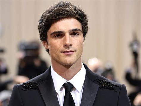 Jacob Elordi: Bio, Height, Weight, Age, Parents